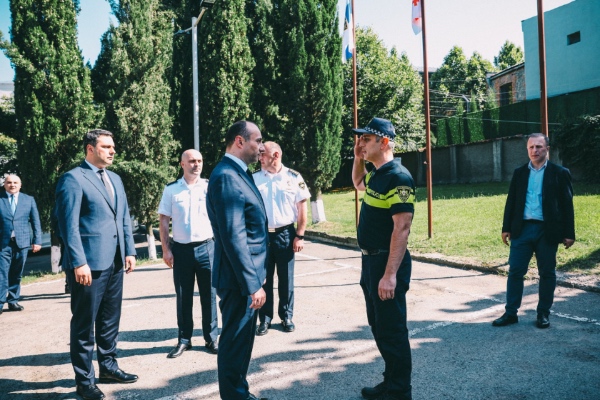 შინაგან საქმეთა მინისტრმა, გეკა გელაძემ კახეთის რეგიონში სამუშაო შეხვედრები გამართა