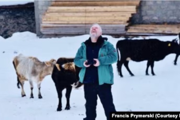 ფრანგი ფოტოგრაფი აცხადებს, რომ საქართველოში ბინადრობის ნებართვა გაუუქმეს