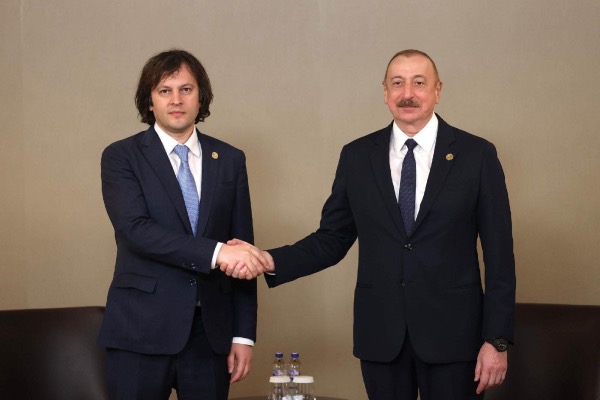 ირაკლი კობახიძე ილჰამ ალიევს ტელეფონით ესაუბრა